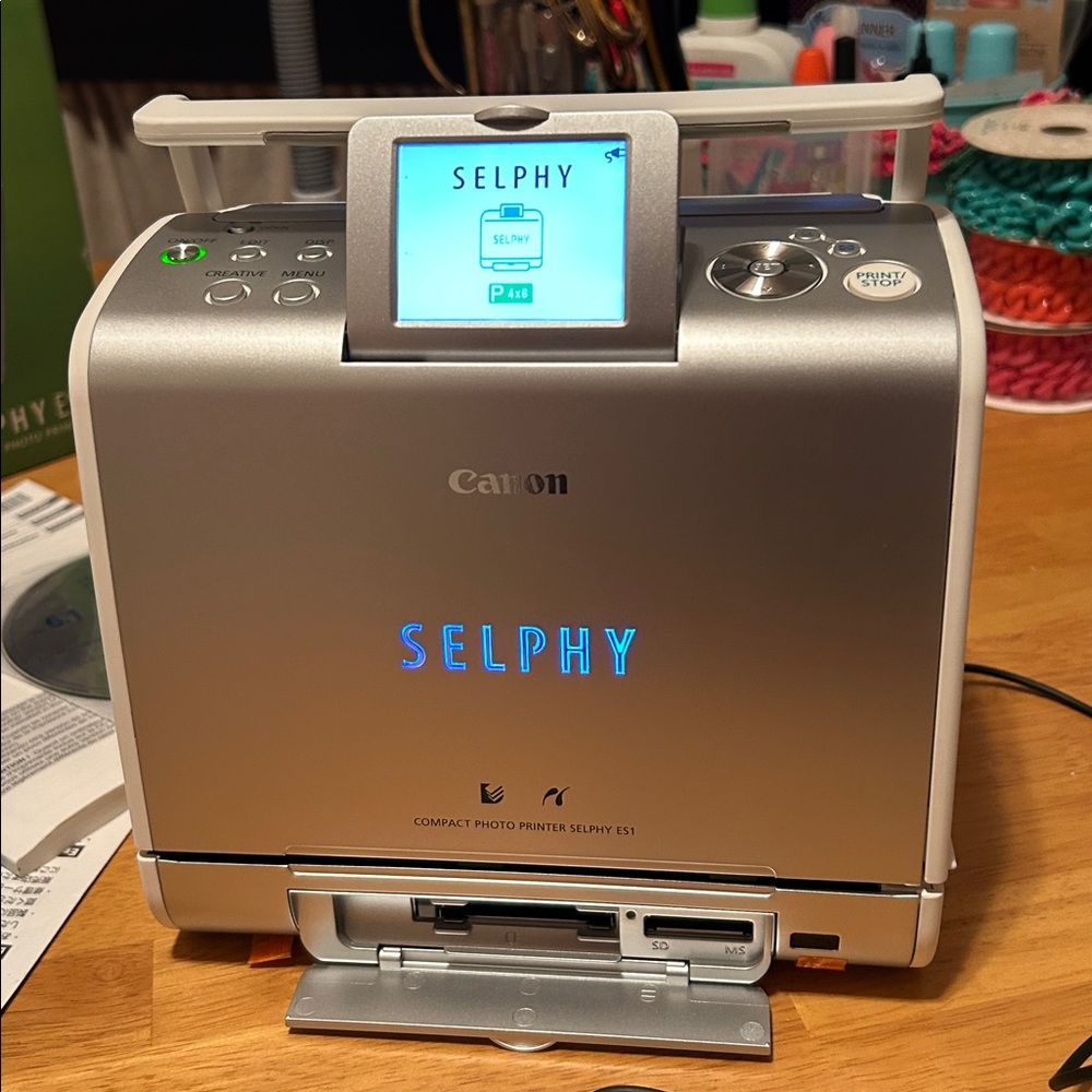 Canon SELPHY ES1 Compact Photo Printer with 8 pc photo paper & cord. Scrapbook - Picture 14 of 17